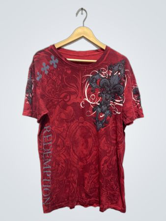 Camiseta gráfica roja Raw State