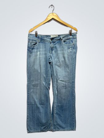 Jean Bootcut à Lavage Léger Maurices