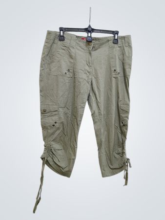 Guess Cargo Capris