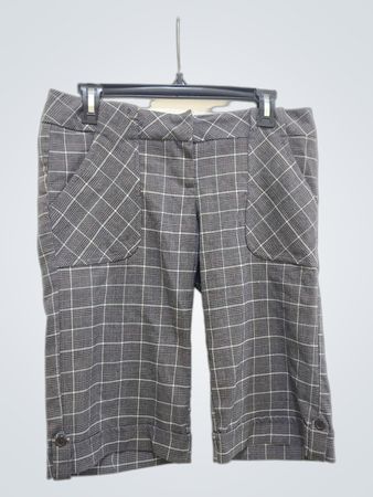 Charlotte Russe Karierte Cropped-Hosen