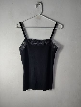 Tank top sin mangas de encaje negro de Chico's