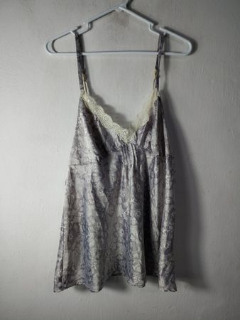 Jennifer Lopez Women's Lace Trim Slip