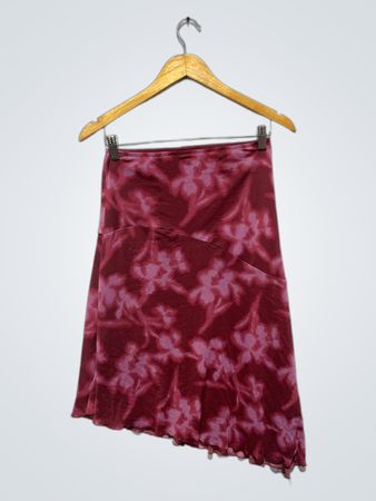 Falda estampada floral roja y rosa