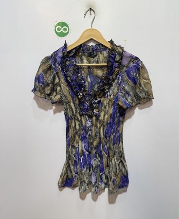Blusa con scollo a volant a maniche corte East 5th per donna
