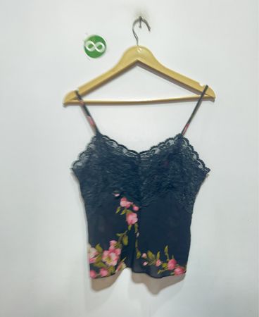 Ivy & Annabelle Intimates Schwarze Blüten Spitze Cami