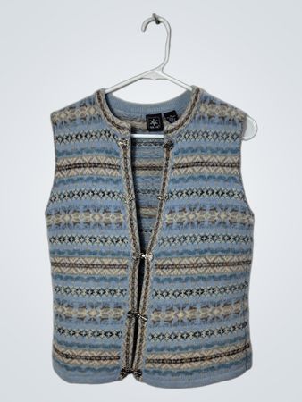 SKÝR Women's Fair Isle 100% Lambswool Vest
