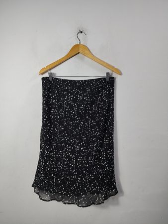 C
ustom Petite Black Dotted Skirt
