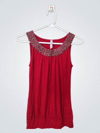 Top senza maniche con perline rosse