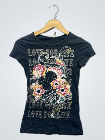「MAX Graphic T-Shirt」
