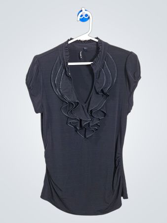 Top con escote fruncido negro de Her Soul