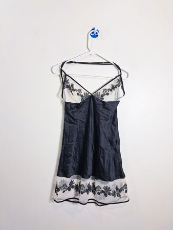 Intimissimi Schwarzes Spitzensaum Slipkleid