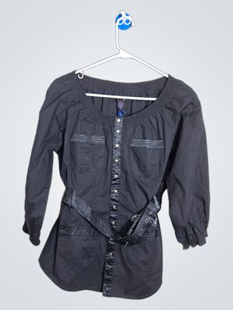 Guess Top Nero con Cintura e Spalle Scoperte