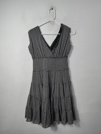 Sleeveless V-neck Tiered Dress