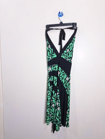 Robe dos nu verte et noire avec motif floral