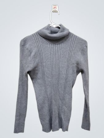 C'est notre moment Pull à col roulé côtelé gris