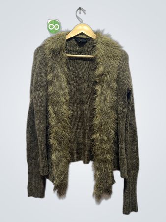 Cardigã de Tricô com Detalhes em Pelúcia Juch