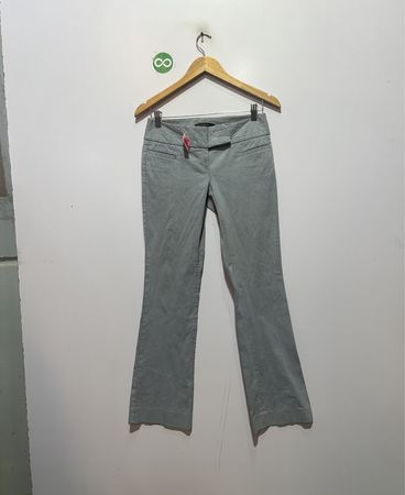 Le pantalon bootcut gris Exact Stretch de Limited