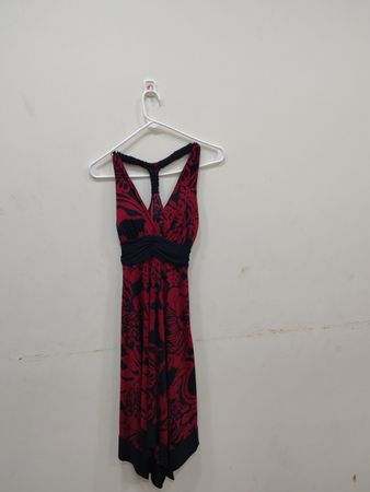 Vestido Halter Estampado Florido Vermelho e Preto