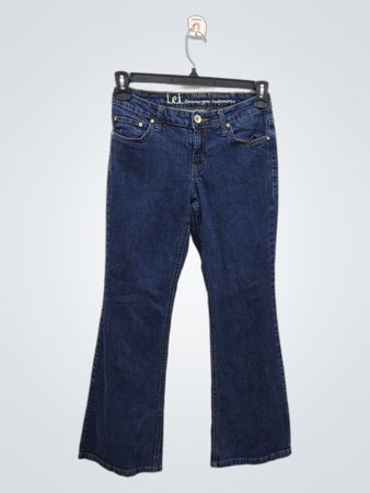 LEI Sophia Highwaist Flare Jeans