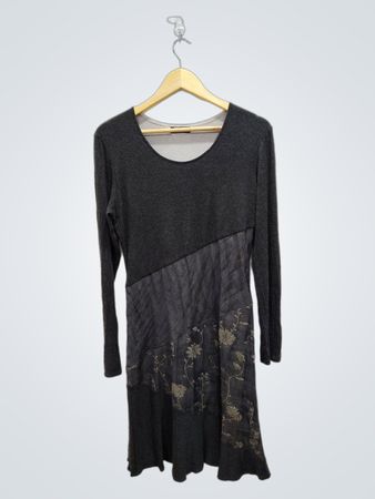 Vestido de Manga Longa em Patchwork Floral Cinza da Silberfaden Berlin para Mulheres