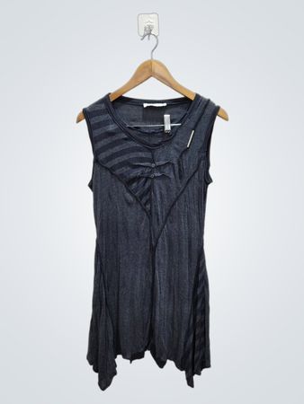 ESPRIT Damen Ärmelloses Top mit asymmetrischem Saum in Dunkelgrau
