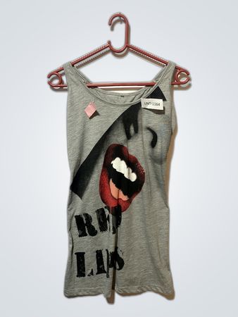 Gray Tank Top with Red Lips Graphic