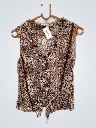Bandolera Printed Sleeveless Blouse