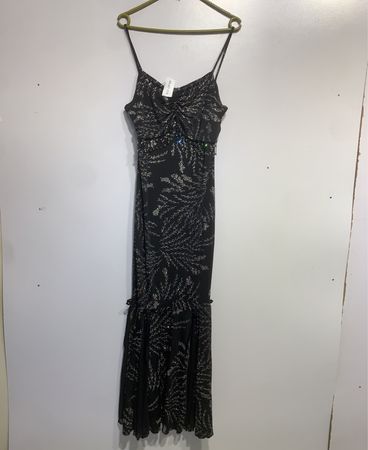 TIANBO FUSHI Black Dress with Silver Leaf Pattern
