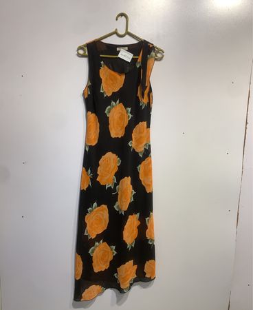 Black Sleeveless Orange Rose Print Midi Dress