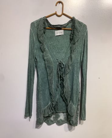 Green Long Sleeve Top with Ruffles and Lace Detail