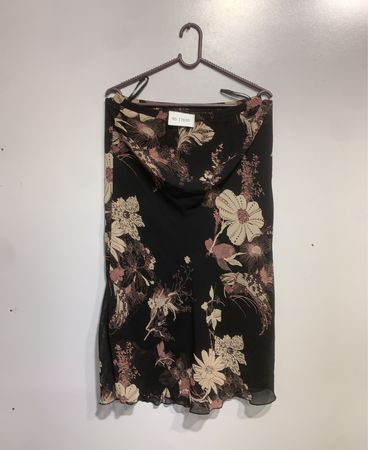 Schwarzer Blumenmuster-Midi-Rock