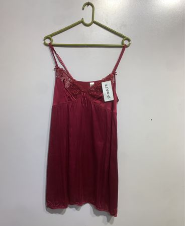 l'undici Rotes Spitzenkleid