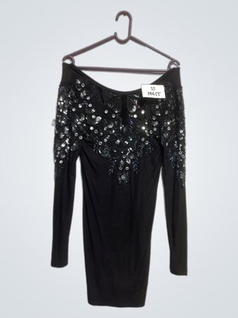 Schwarzes, mit Pailletten besetztes Langarmkleid