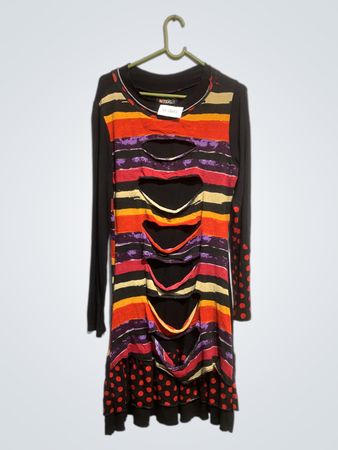 Mein Design Paris gestreiftes und gepunktetes Kleid