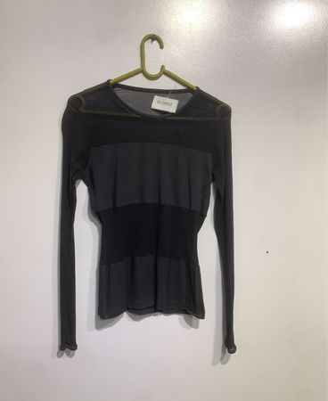 Schwarzes langärmliges Mesh-Oberteil