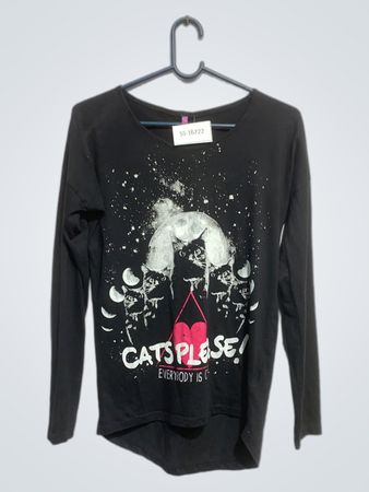 Schwarzes Langarm-T-Shirt mit der Grafik "CATS PLEASE! EVERYBODY IS C...