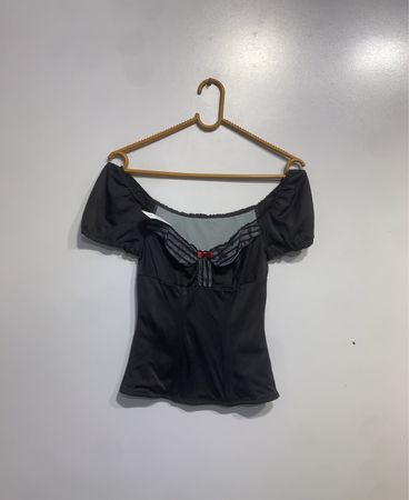 Schwarzes Puffärmeliges Off-Shoulder-Top