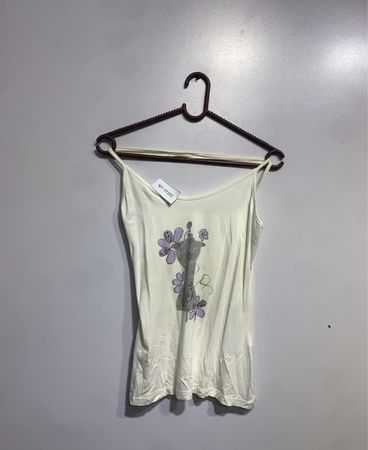 Cremfarbenes Tanktop mit floralem Mannequin-Graphic