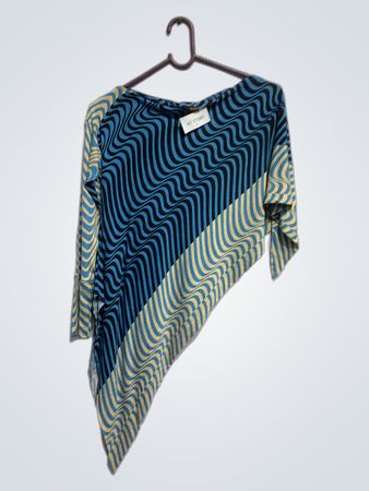 B.Side Asymmetrical Top