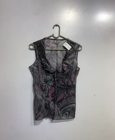 Ärmellose Rüschenshirt-Bluse