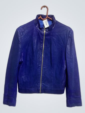 Blaue Kunstlederjacke