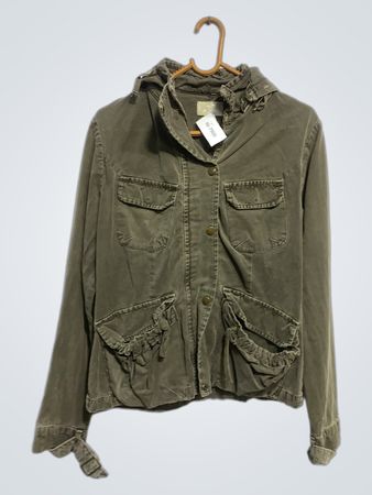 Grüne Kapuzenjacke