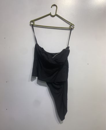 Vera Mont Schwarzes asymmetrisches Kleid