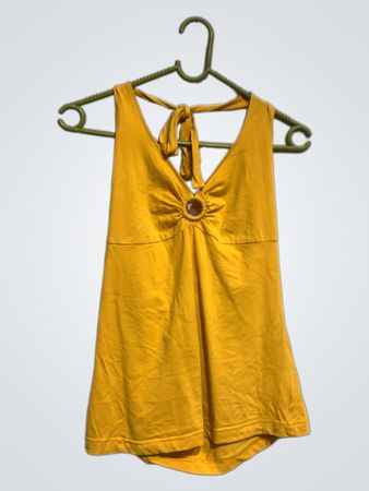Gelbes Trägershirt