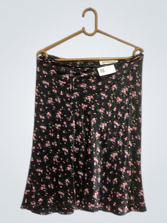 SPORTSTAFF Schwarzer Blumenmuster Midi-Rock