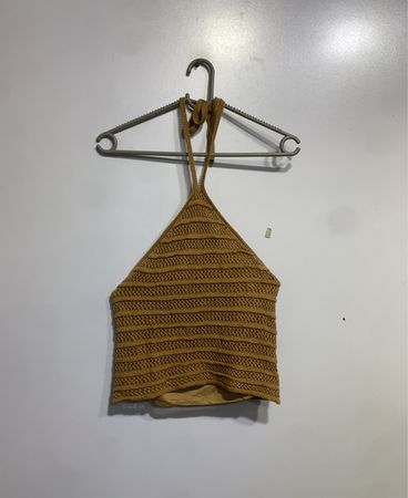 Ge häkeltes Trägershirt