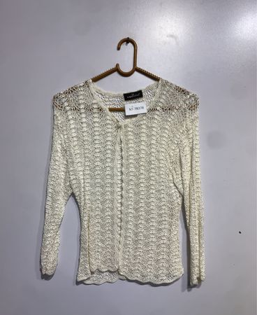 Endloser Weißer Strickcardigan