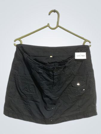 Schwarzer Cargo-Rock