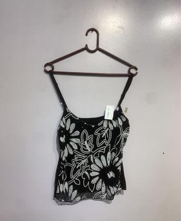 Schwarzes, mit Pailletten besetztes Blumen-Cami