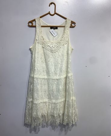 Aktuelles Lace Tiered Dress